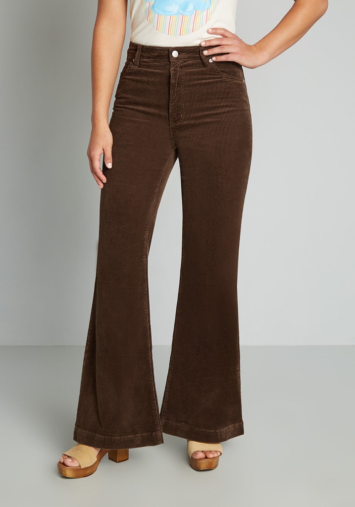 Rollas So Seventies Savvy Corduroy Flare Pants in Brown, Size 26