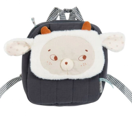 Sac a dos mouton apres la pluie