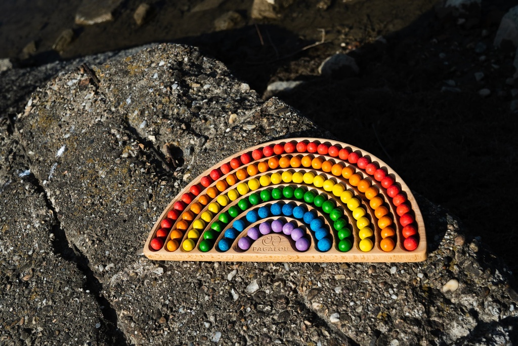 Pagalou - Arc-en-ciel Montessori grand avec boules en bois