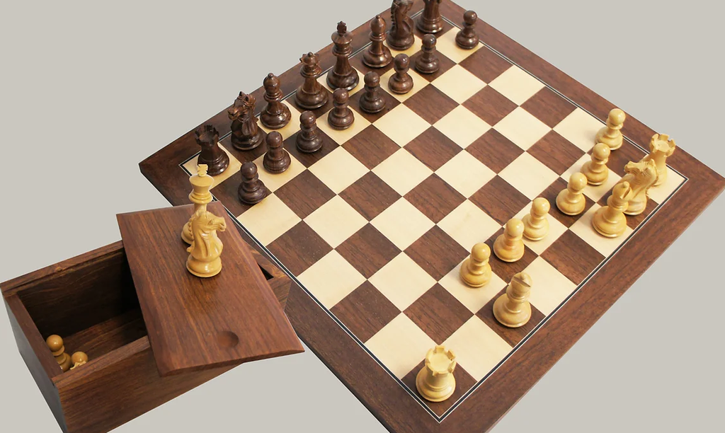 Jeu d'Échecs Prestige Plateau + Pièces dans une Boîte en Palissandre