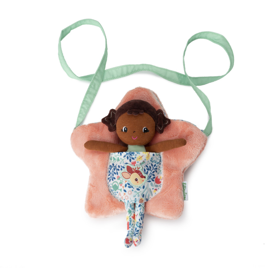 Anna poupée avec sac étoile