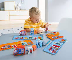 Jeu de lacage Pompier HABA