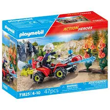 Pompier avec quad et 2 arbustes enflammés